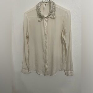 White long sleeve button down, Size M